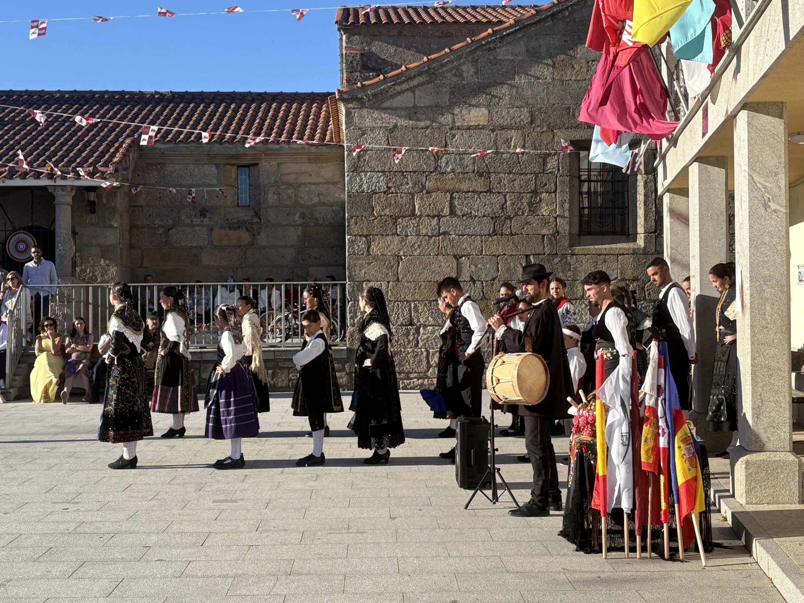 Actuación en honor a Ntra. Sra. del Rosario